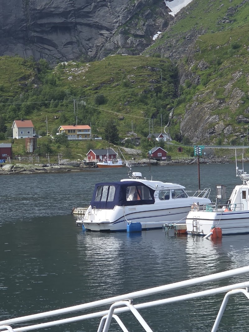Burger King Leknes - Burger King Leknes, Storgata 8, Lofotsenteret 2 etg, 8370 Leknes, Norway