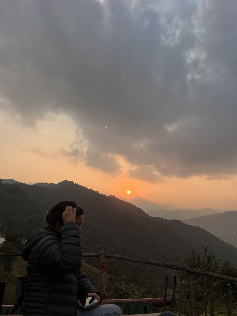 Batase Dada - Batase Dada 10 Dhulikhel Road, Dhulikhel 45209, Nepal