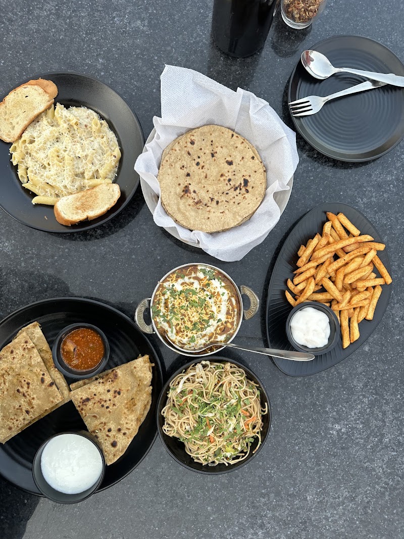 Musafir Cafe & Restaurant - Musafir Cafe & Restaurant The Hosteller, Fort Rd, Killi Khana, Sodagaran Mohalla, Jodhpur, Rajasthan 342001, India