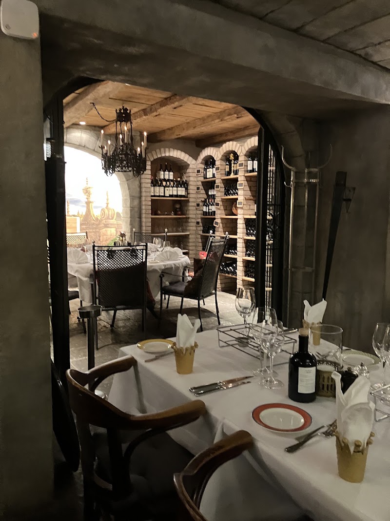 King’s Cave Restaurant - King’s Cave Restaurant Central 1, 8001 Zürich, Switzerland