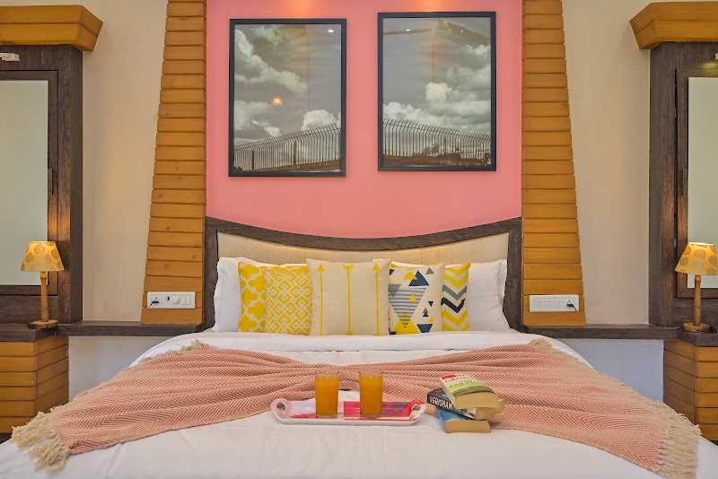 StayMaticc Villas - StayMaticc Villas Staymaticc Villa Near Misty Meadows Hotel ,Lonavala Lake, Bhangarwadi, Lonavala, Maharashtra 410401, India