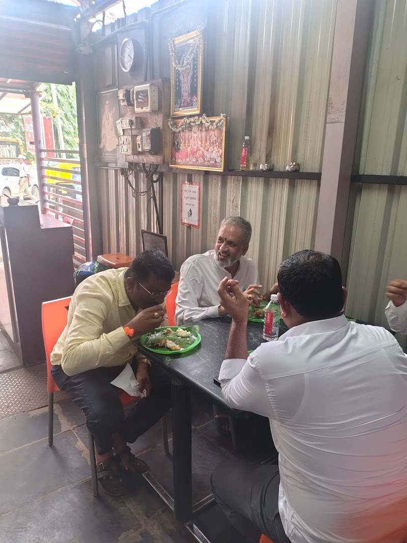 Shree Rudreshwara Benne Dose hotel - Shree Rudreshwara Benne Dose hotel, Opp JJM Medical College, College Road, near Love Food Hotel Dental, MCC B Block, Kuvempu Nagar, Davangere, Karnataka 577002, India