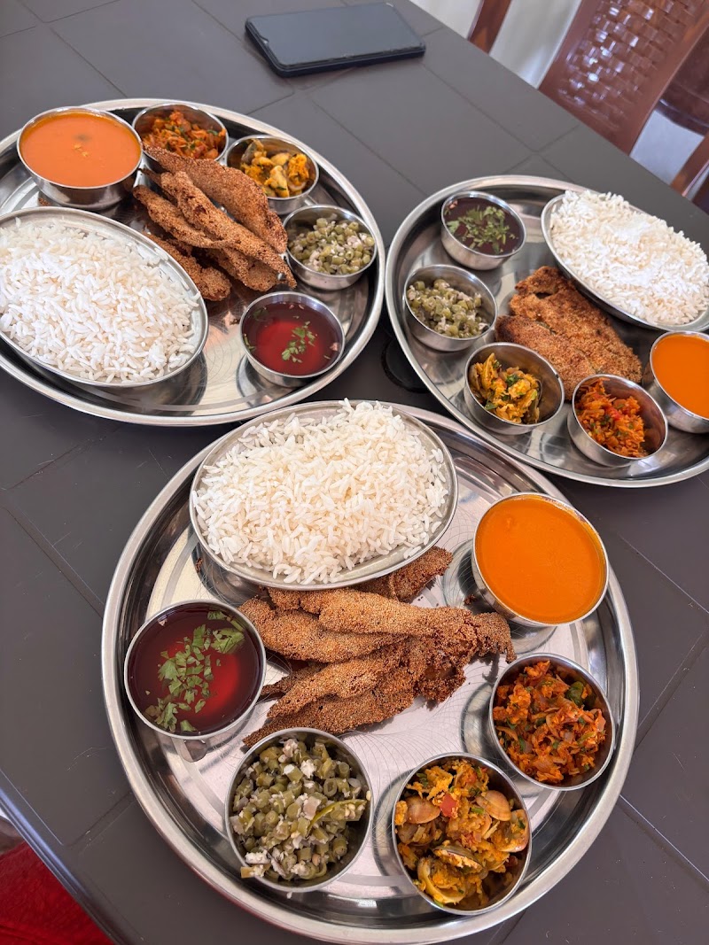 Shubham Family Restaurant - Shubham Family Restaurant Ganpat, parsekar college, bhomvada, Paliem, Arambol, Goa 403524, India
