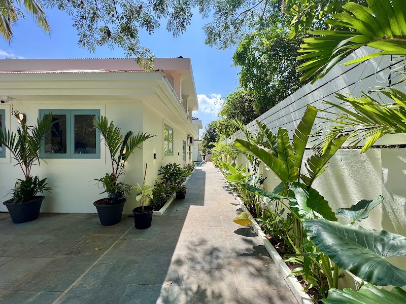 Villa Das Herrenhaus by AUV