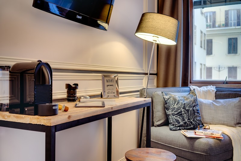 Repubblica Central Suite - Repubblica Central Suite V. Parigi, 11, 00185 Roma RM, Italy