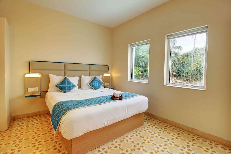 Hotel Vilmaris Breeze Calangute, North Goa - Hotel Vilmaris Breeze Calangute, North Goa, Candolim, Road, opp. Jambleshwar Temple, Gaura Waddo, Sinquerim, Calangute, Goa 403516, India