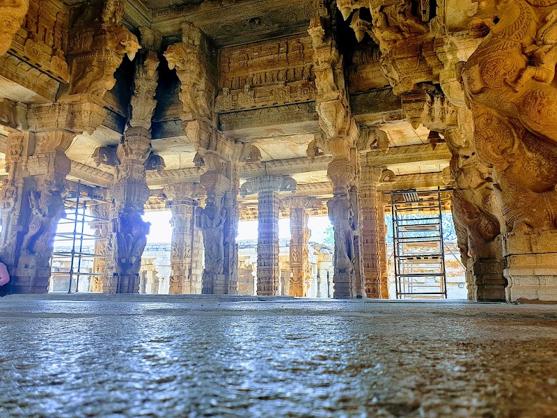 Ancient Shri Malyavanta Raghunatha Temple - Ancient Shri Malyavanta Raghunatha Temple, 8FFQ+R4C, Venkatapura, Karnataka 583221, India