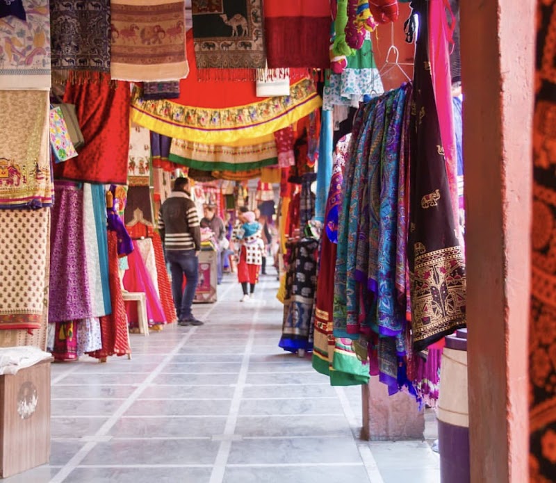 Bapu Bazar_ jaipur - Bapu Bazar_ jaipur 415 Choura Rasta, Nehru Bazar Rd, Film Colony, Pink City, Jaipur, Rajasthan 302003, India