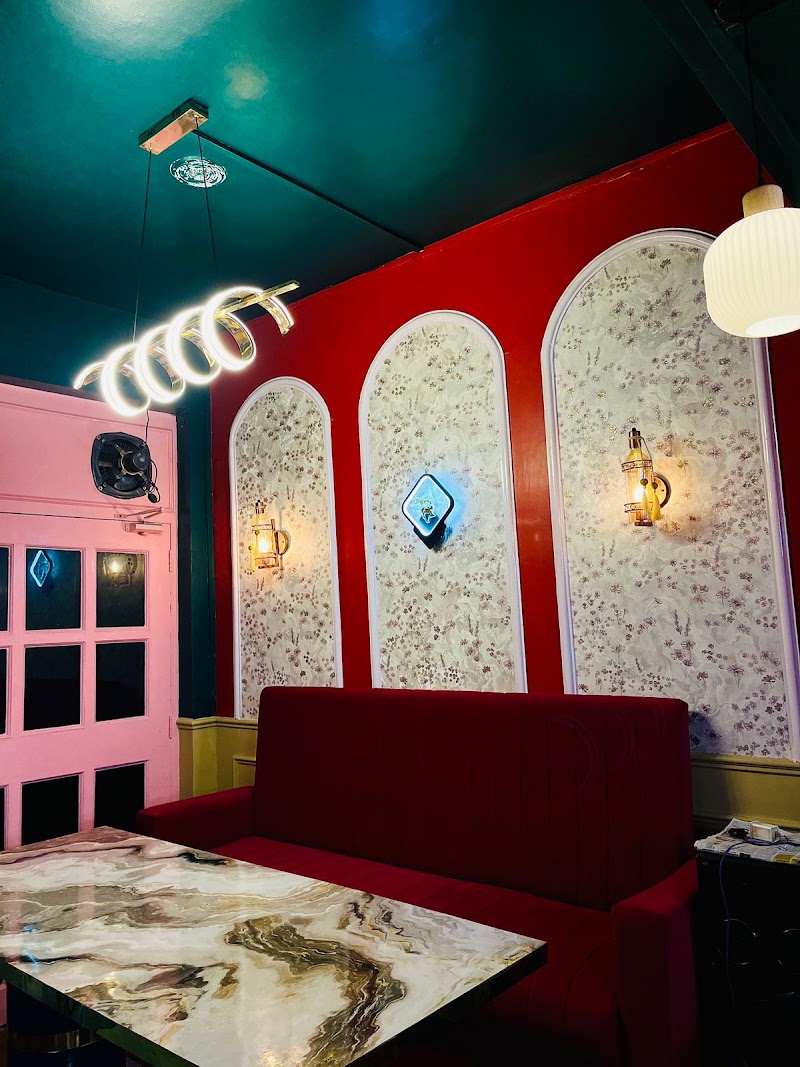 The Velvet Cafe & restaurant - The Velvet Cafe & restaurant R. B. S. S. Sahay Raod, Bhikhanpur, Bhagalpur, Bihar 812001, India