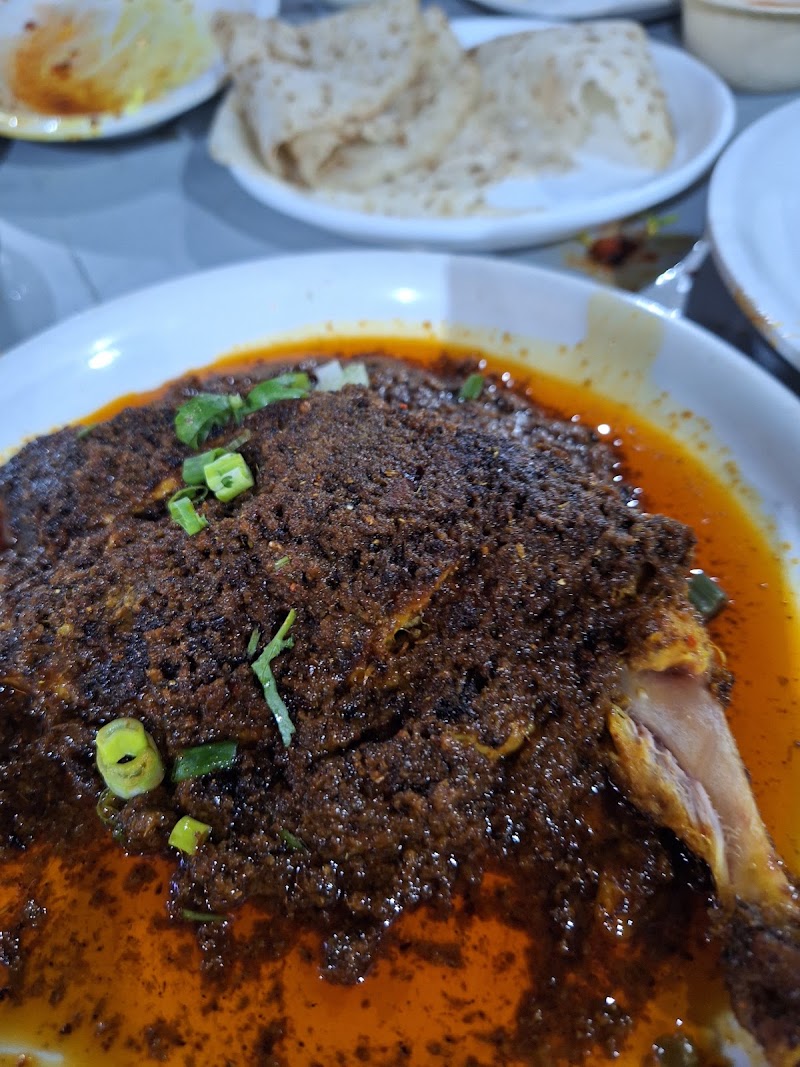 Mustak Tawa Fry - Mustak Tawa Fry, Faruki Chicken Center Nr. makhdum pura masjid, Sarbatiya Talav, Charpul-Lunsikui Rd, Charpul, Lunsikui, Navsari, Gujarat 396445, India