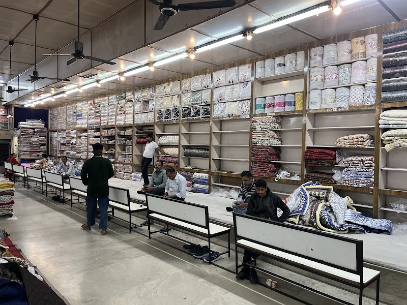 All Rajasthan Shilp Gram Udyog - All Rajasthan Shilp Gram Udyog, WRHG+H7M, Tulsi Marg, Near Govind Devji Temple, Gangori Bazaar, J.D.A. Market, Kanwar Nagar, Jaipur, Jaipur Nagar Nigam Area, Rajasthan 302002, India