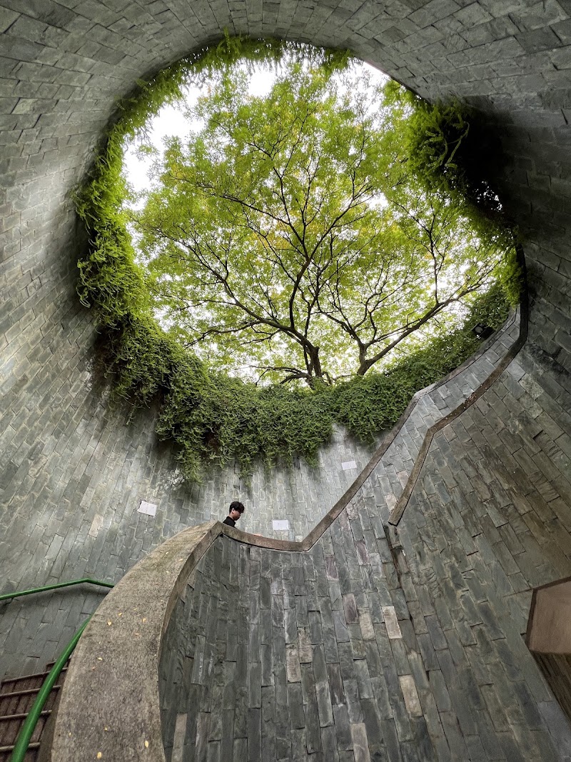 Fort Canning Park - Fort Canning Park Singapore