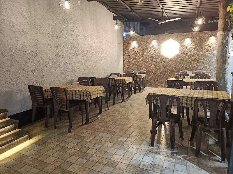 New V.N.A.Savji Family Restaurant - New V.N.A.Savji Family Restaurant 77/1Railway line's padmachandra building, Railway lines, Solapur, Maharashtra 413001, India