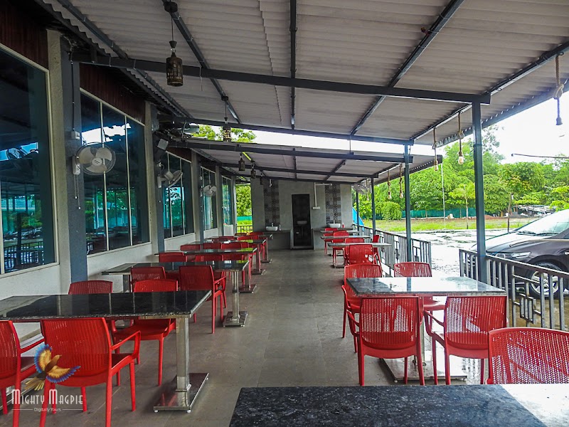 Canal Touch Resort - Canal Touch Resort Varai T. Need, Maharashtra 410201, India