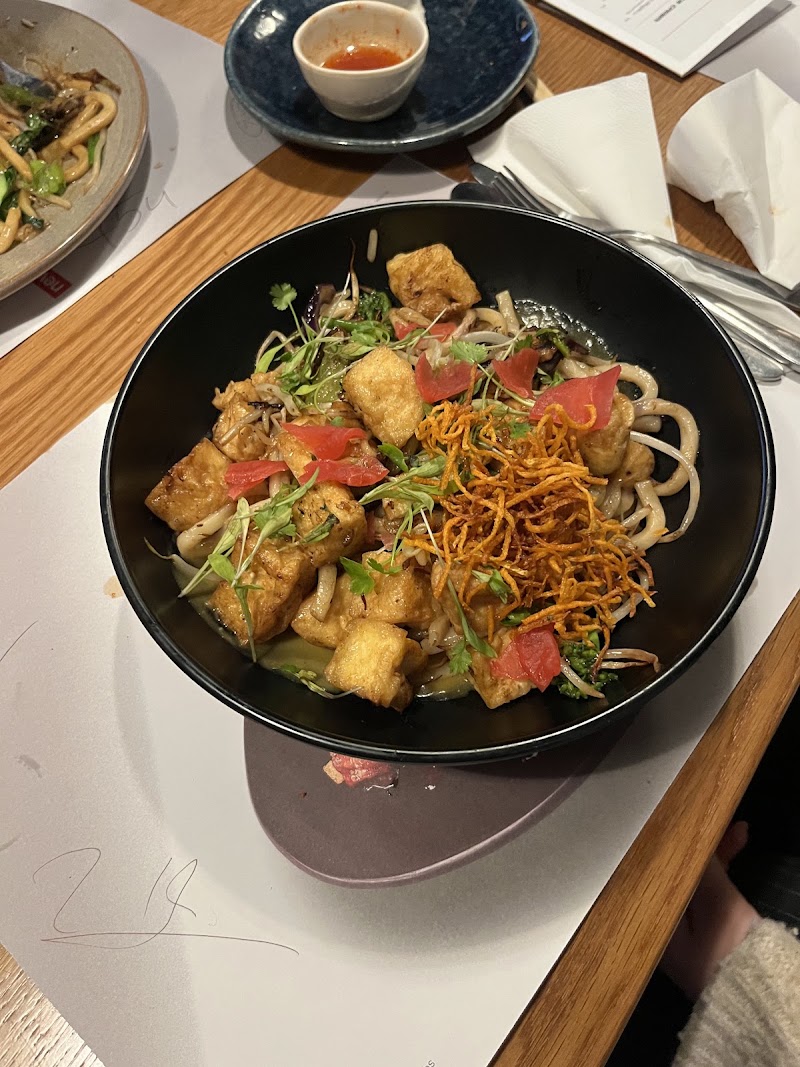 wagamama glasgow city centre - wagamama glasgow city centre, 97 W George St, Glasgow G2 1PB, UK