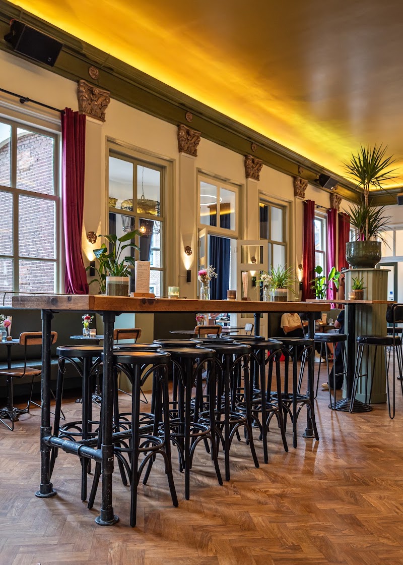 Burcht - Grand café & Restaurant