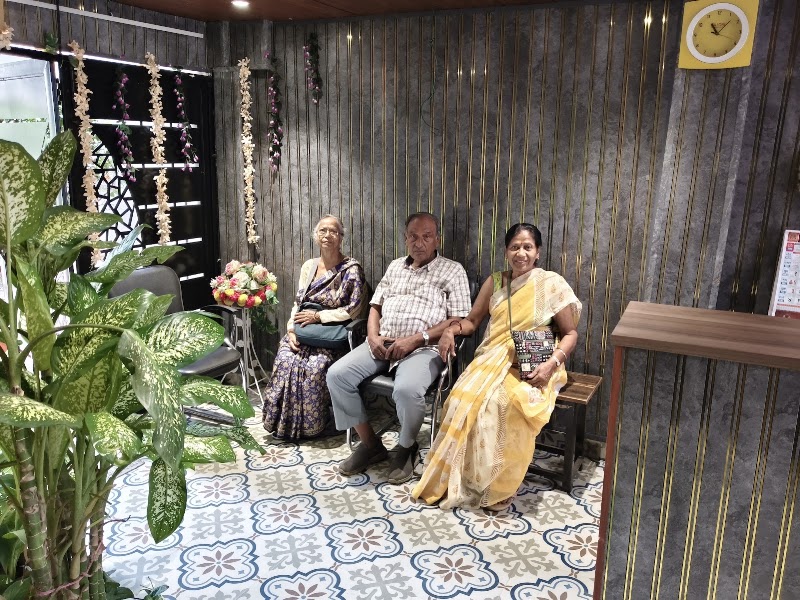 ✅Swaraj Homestay | Best Guest House | AC Guest House | Guest House Near Me - ✅Swaraj Homestay | Best Guest House | AC Guest House | Guest House Near Me Plot no.32, near murikattababa mandir, Hanumanpura, Jawahar Nagar Colony, Bhelupur, Varanasi, Uttar Pradesh 221005, India