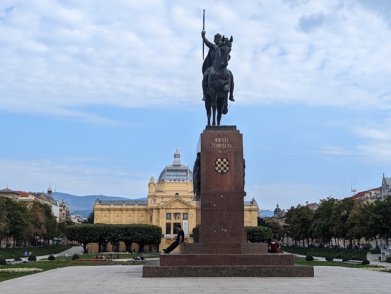 King Tomislav Monument