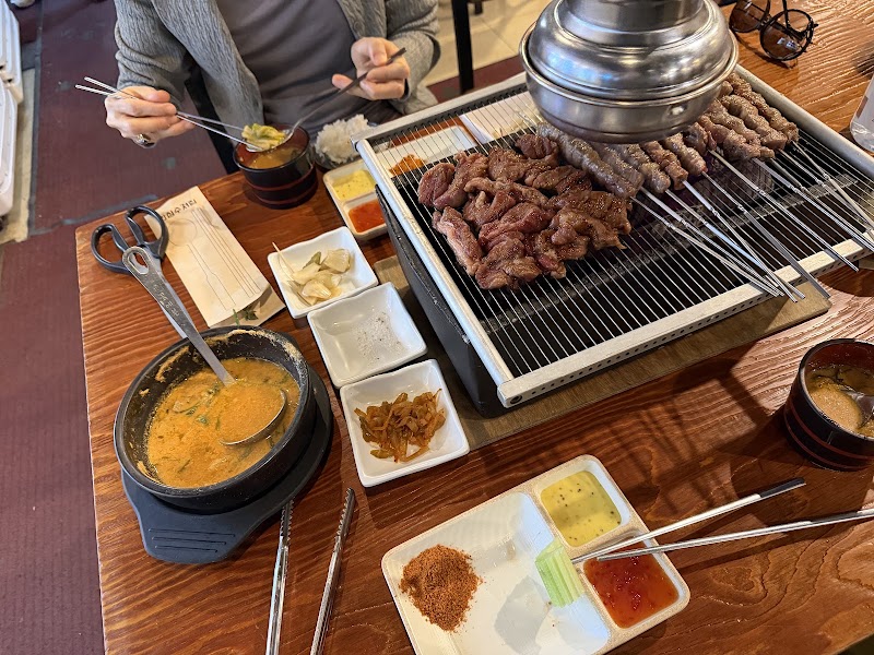 Yang Good - Yang Good, South Korea, Seoul, Gangnam District, Nonhyeon-ro 95-gil, 15 평화빌딩 1층 양국