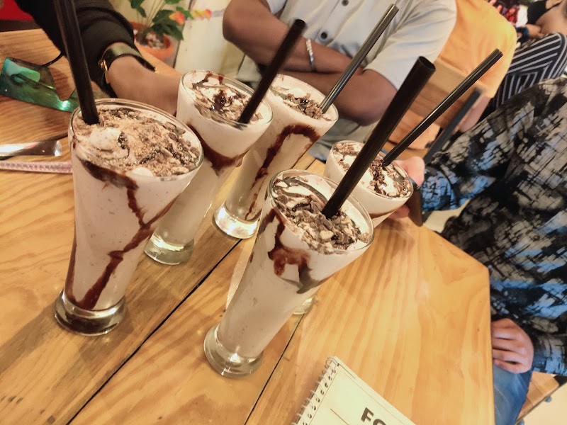 The 90s Café, Chapter 1 - The 90s Café, Chapter 1 Street No. 9, near Wadodkar Nursing Home, Nehru Nagar West, Vidya Vihar Colony, Bhilai, Chhattisgarh 490020, India