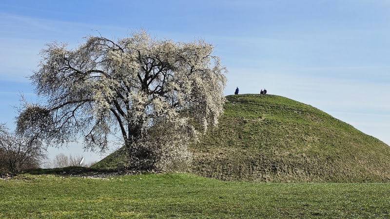 Krakus Mound - Krakus Mound, 30-543 Kraków, Poland