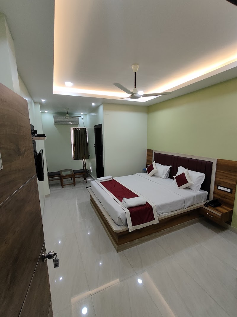 Hotel DownTown - Hotel DownTown 7VW5+C9W, Block A, Sector A, Rasulgarh, Bhubaneswar, Odisha 751010, India