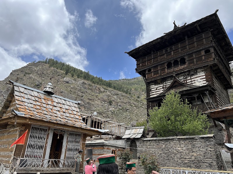 Kamru Fort - Kamru Fort C7P5+J6W, Kamru, Himachal Pradesh 172106, India