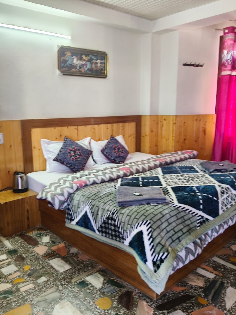HOTEL KAILASH VIEW - HOTEL KAILASH VIEW G7P2+47P, Kalpa, Himachal Pradesh 172108, India