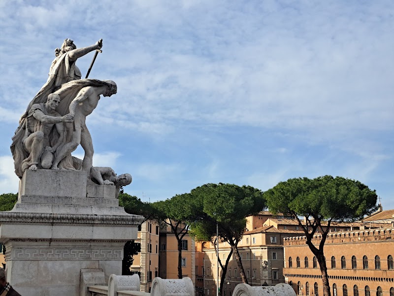 Piazza d'Aracoeli - Piazza d'Aracoeli, Via di S. Venanzio, 8, 00186 Roma RM, Italy