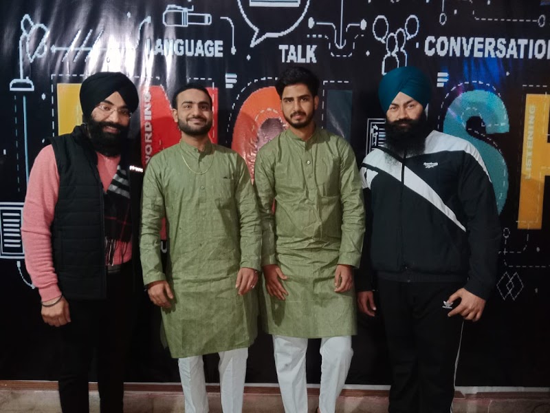 Sparkz Institute - Sparkz Institute, Devli Rd, Bihari Park, Pocket B, Jawahar Park, Khanpur, New Delhi, Delhi 110062, India