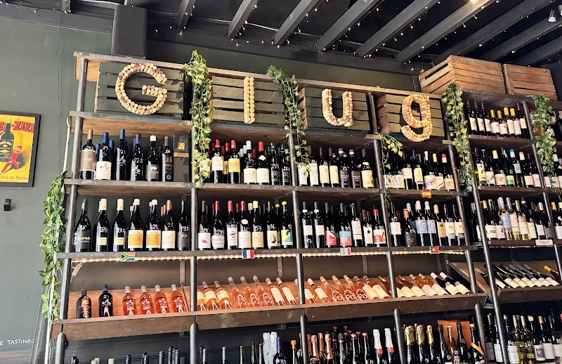 Glug Wine Bar & Shop - Glug Wine Bar & Shop 242 Upper Richmond Rd, London SW15 6TG, UK