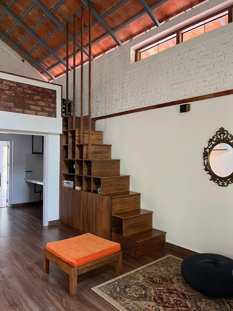 Cottage White - Cottage White, Estate Mukku, Cherukattoor, Keralam 670721, India