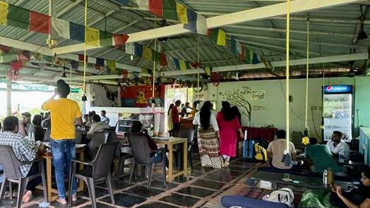RJ Cafe Gokarna - RJ Cafe Gokarna Kudle beach Hilltop, Kudle Beach Rd, Gokarna, Karnataka 581326, India
