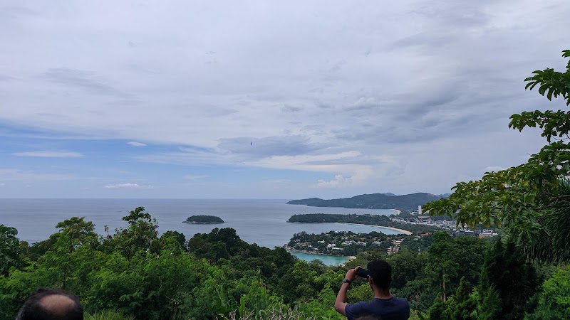Karon Viewpoint - Karon Viewpoint 4233 Tambon Karon, Amphoe Mueang Phuket, Chang Wat Phuket 83100, Thailand