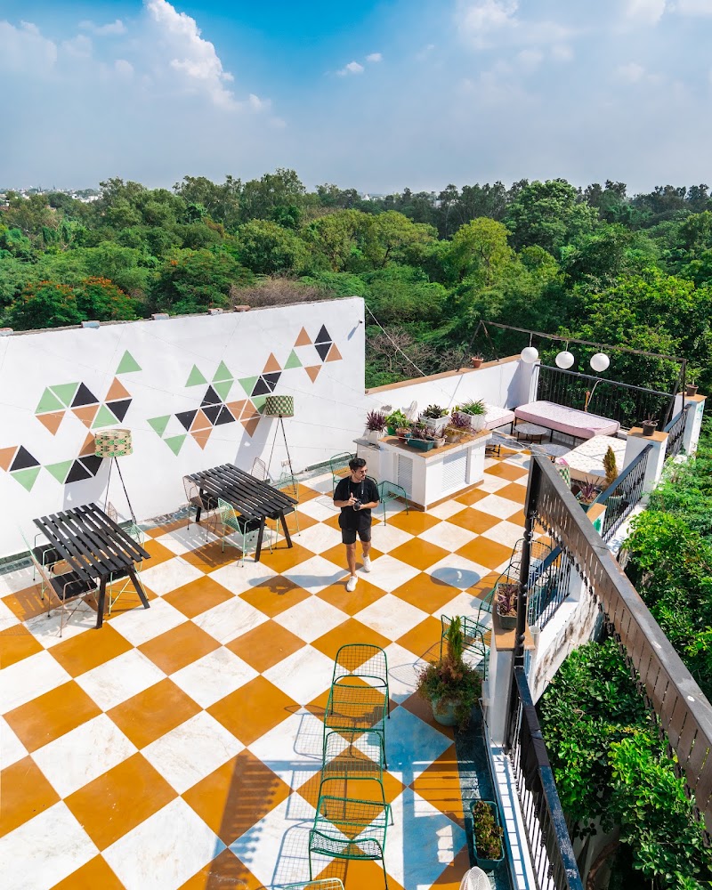 LetsBunk Poshtel & Suites - LetsBunk Poshtel & Suites T-40, Hauz Khas Fort Rd, Hauz Khas Village, Deer Park, Hauz Khas, New Delhi, Delhi 110016, India