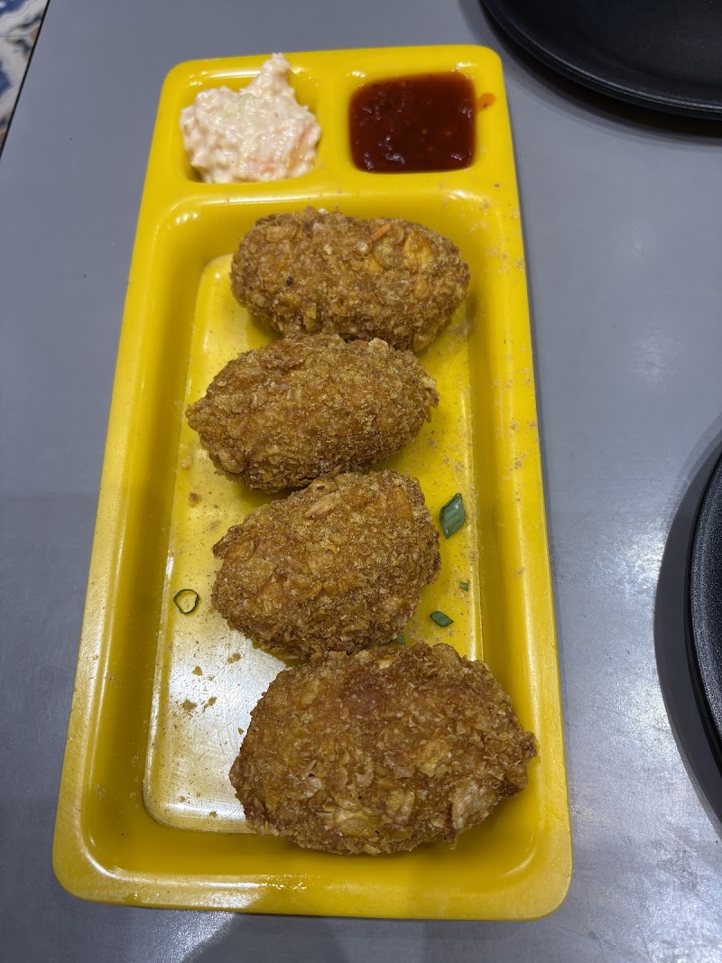 The Yellow Bowl - The Yellow Bowl Shop No - 3, RN - 11, Rasoolpur, Rasoolpur Nawada, Industrial Area, Sector 62, Noida, Uttar Pradesh 201309, India
