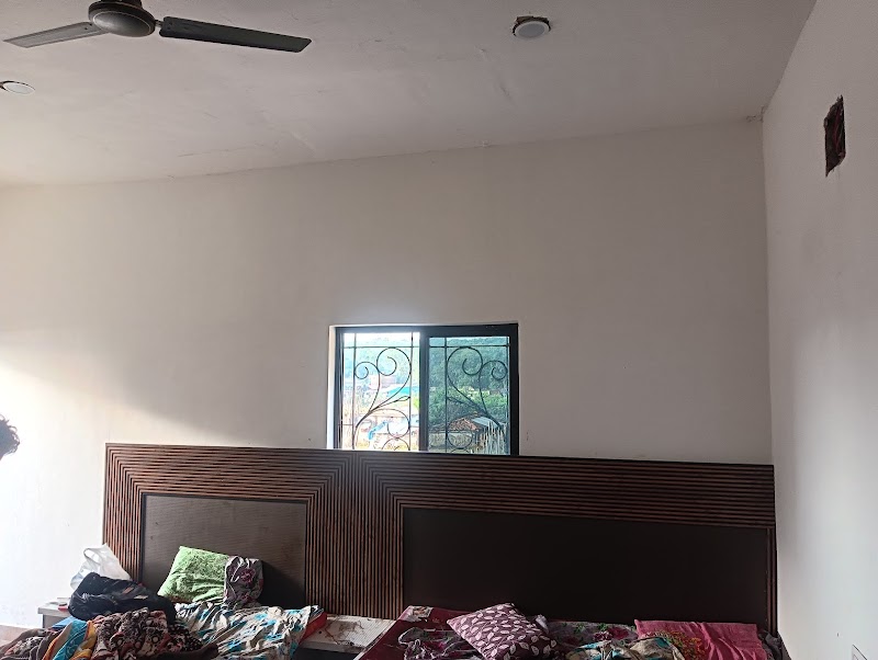 SADHNI REST HOUSE - SADHNI REST HOUSE, F7G8+R7G, J. W, F. S, Netarhat, Birjiatoli, Jharkhand 835218, India