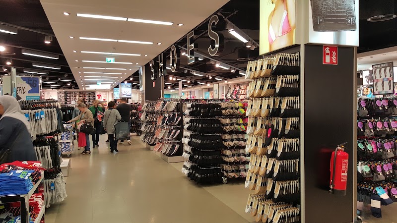 Primark - Primark, Langemunt 54, 9000 Gent, Belgium