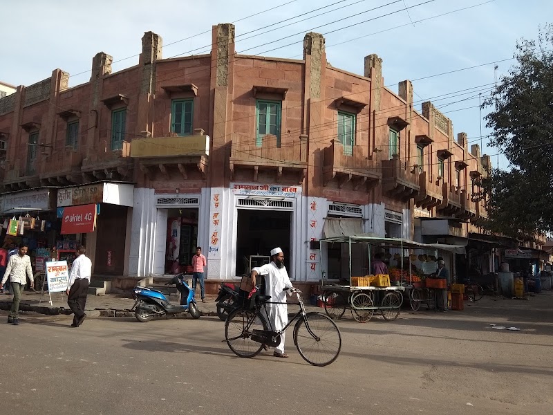 Ramlal Ji Ka Bassa - Ramlal Ji Ka Bassa, Bikaner Railway Station Taxi Stand No 1, Station Rd, Kote Gate, Bikaner, Rajasthan 334001, India