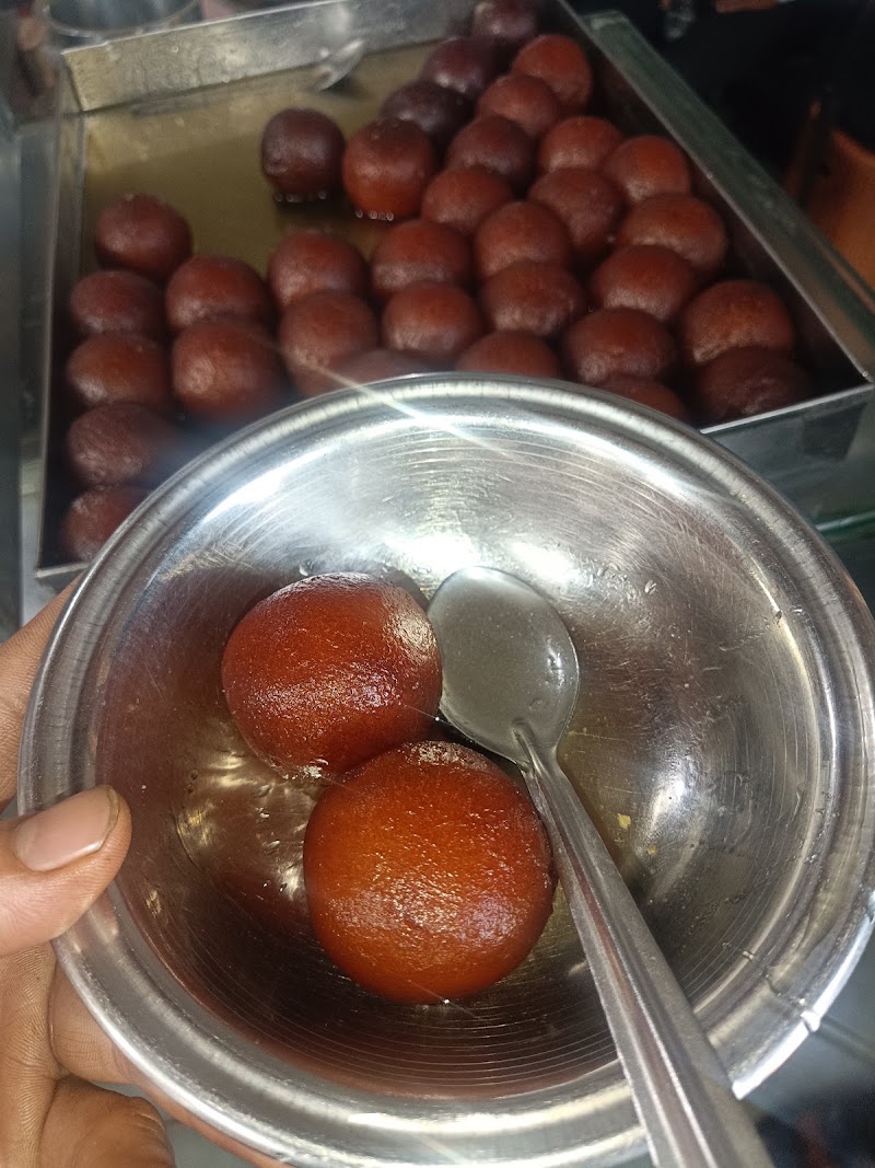 Rajju Chai & South Indian Junction - Rajju Chai & South Indian Junction, near Devakinandan Chowk, Tilak Nagar, Bilaspur, Chhattisgarh 495001, India