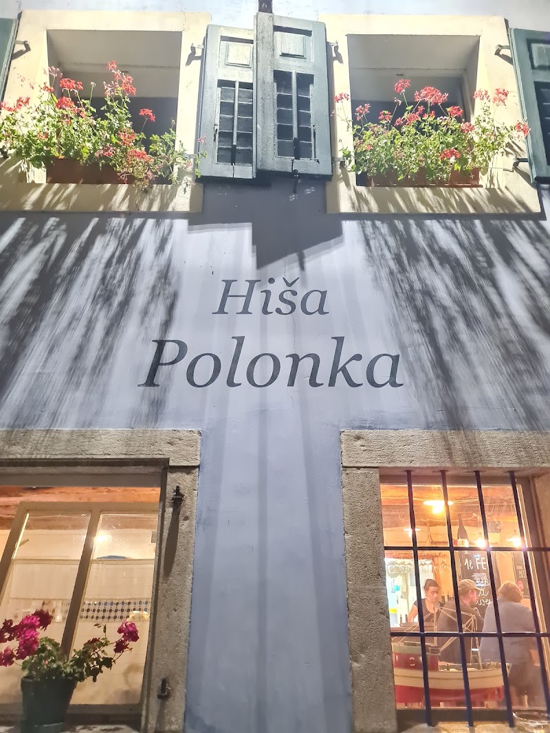 Hisa Polonka