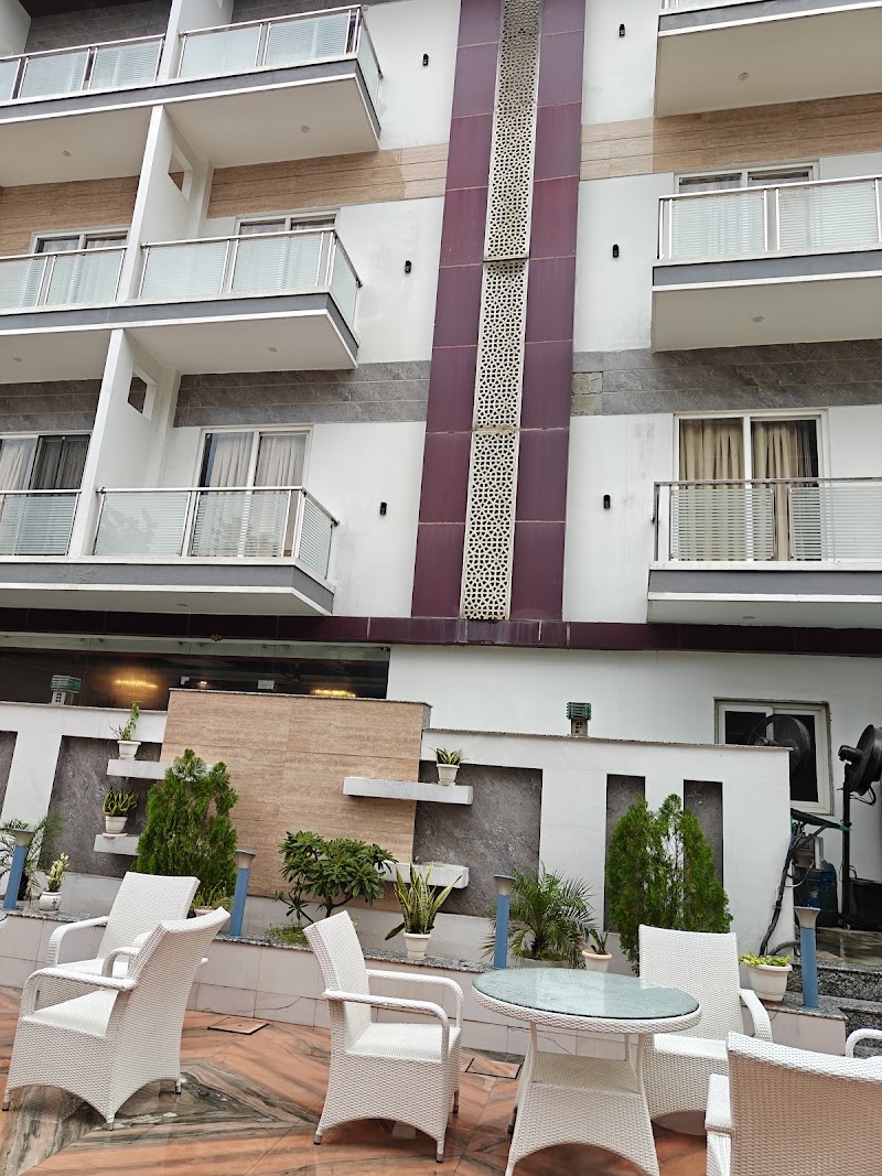 Twin Towers Inn - Unit Of Zero2Z Group - Twin Towers Inn - Unit Of Zero2Z Group Gate Number 2, Block CF-132, near India Expo Mart Circle, Block C, Ansal Golf Link -1, Greater Noida, Uttar Pradesh 201310, India
