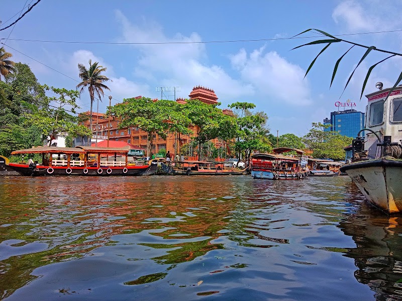 Bus Stand Jetty - Bus Stand Jetty, F8XX+X9J, Boat Jetty Rd, Mullakkal, Alappuzha, Kerala 688011, India