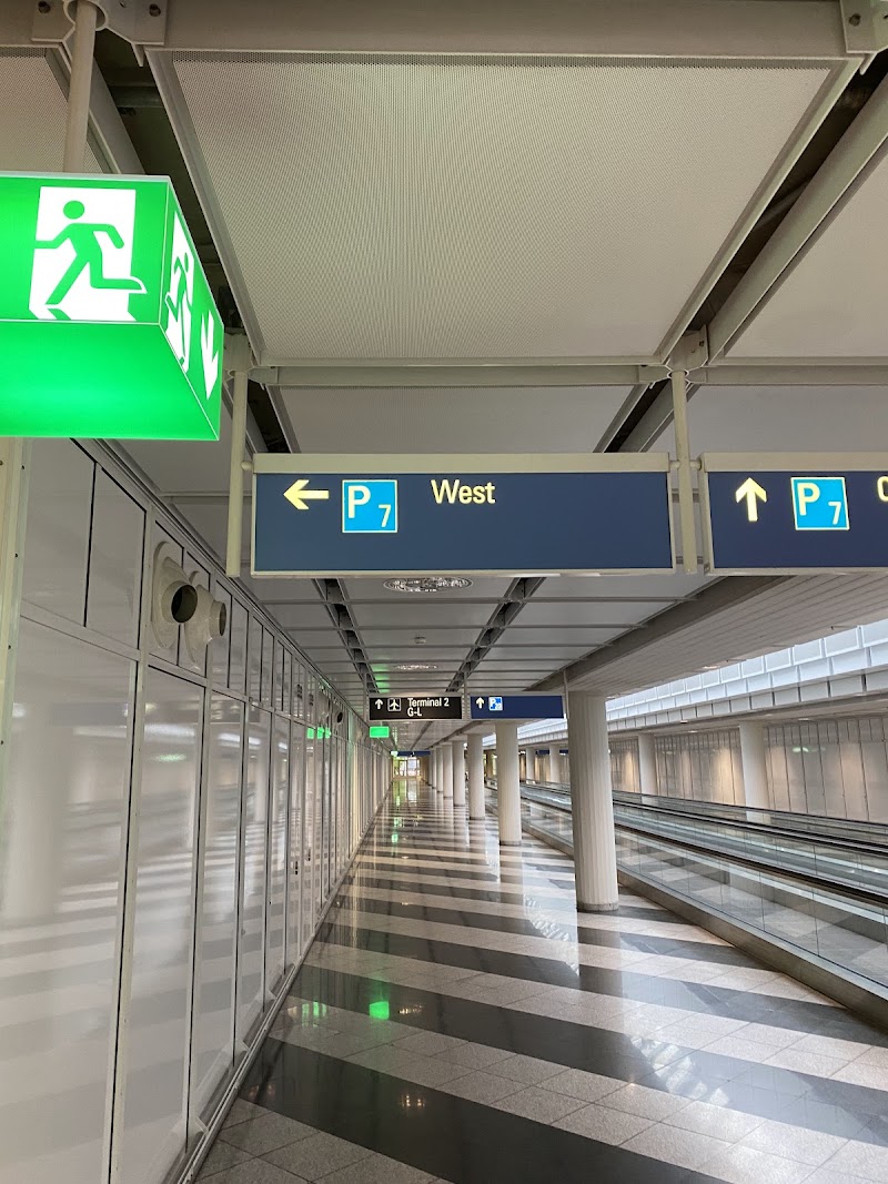 Terminal Parken P7 - Terminal Parken P7, Terminalstraße Mitte, 85356 München-Flughafen, Germany