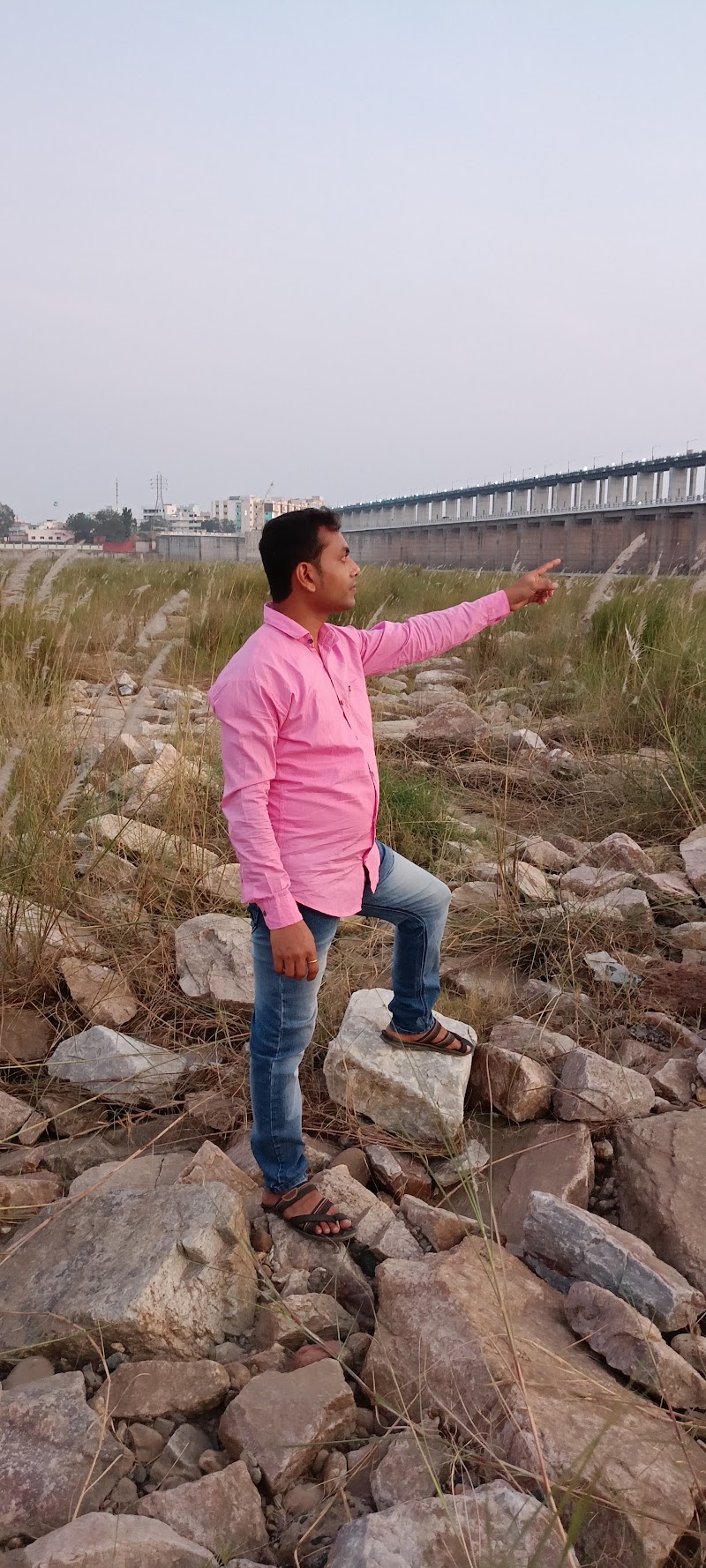 Penna barrage - Penna barrage FX9M+XX9, Pennar River Vaaradhi, Ranganaykulapet, Nellore, Andhra Pradesh 524001, India