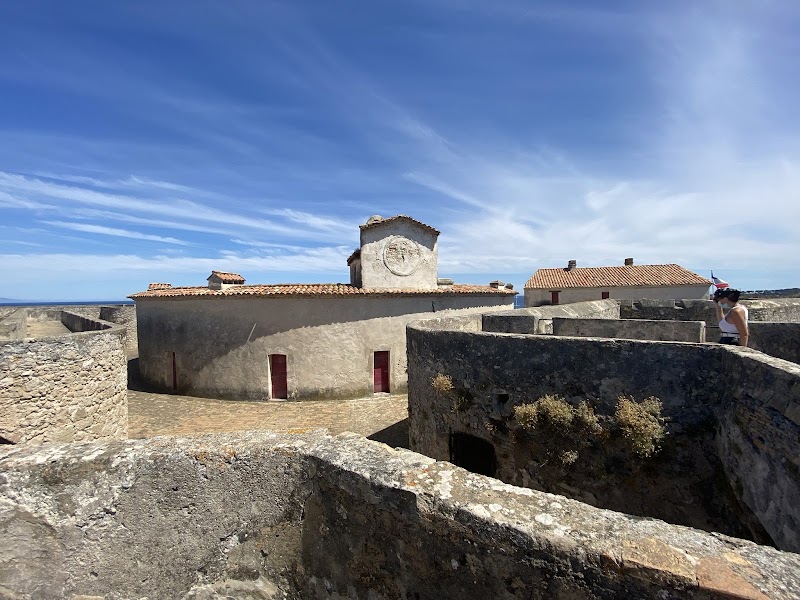 Le Fort Carré - Le Fort Carré Av. du 11 Novembre, 06600 Antibes, France