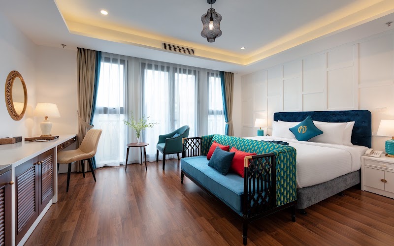 Minasi HanoiOI LakeSide Hotel - Minasi HanoiOI LakeSide Hotel, 30c Bà Triệu, St, Cửa Nam, Hà Nội 100000, Vietnam