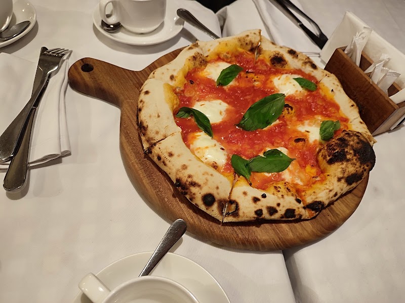 Del Papa - Del Papa, Алматы 6-й микрорайон 3Б, Almaty 050000, Kazakhstan