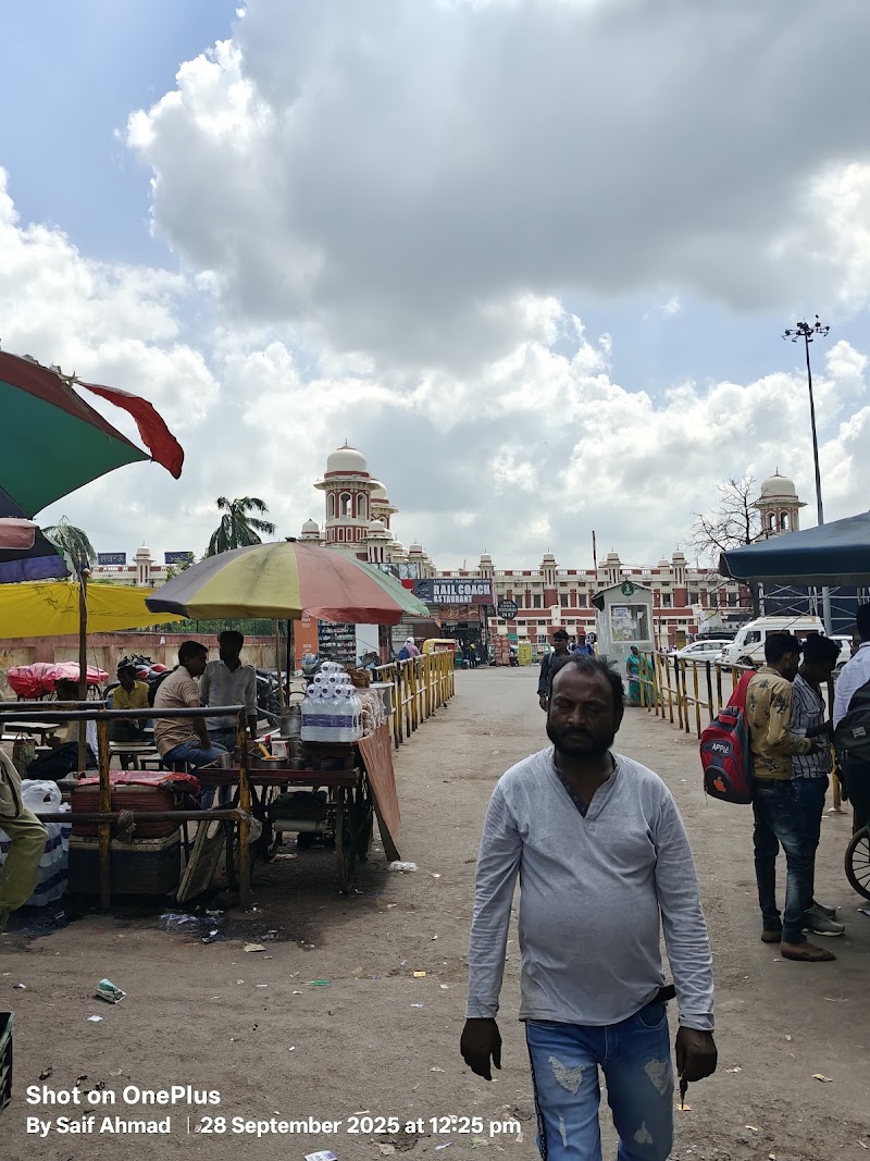 Lucknow NE - Lucknow NE, RWJC+W2H, Station Rd, Blunt Square, Cash and Pay Colony, Charbagh, Lucknow, Uttar Pradesh 226004, India
