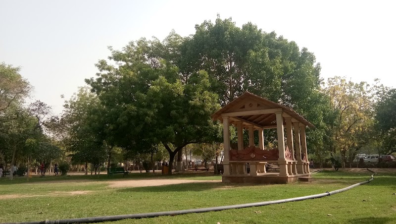 Subhash Chandra Bose Park(HUDA PARK)